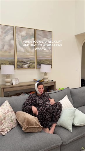 My life recently hahaha #headwrap #necklift #youngnecklift #peakplastics