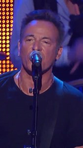 On this day in 2013 Bruce Springsteen was honored as the “2013 MusiCares Person of the Year” at a ceremony in Los Angeles. The gala included a reception, silent auction, dinner, award presentation and a star-studded tribute concert. The press release said: “Springsteen is being honored as the 2013 MusiCares Person of the Year in recognition of his extraordinary creative accomplishments as well as his significant charitable work, which has included an impressive range of philanthropic activities 
