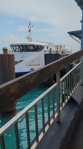 #DidYouKnow Singapore’s landfill was originally sea space between 2 offshore islands - Pulau Sakeng and Pulau Semakau? Come with me to visit this sunny island and find out how things work behind-the-scenes at our only landfill, which will be full by 2035 if we don’t take steps #TowardsZeroWaste to #SaveSemakau 🆘 #3Rs #SayYestoWasteLess | National Environment Agency (NEA)