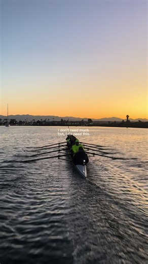I don’t need much… just the row and CrewNerd tracking it. • • • #CrewNerd #CrewNerdApp #Rowing #Rowers #RowingApp