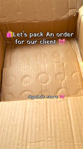 Synthi's Store on Instagram: "Let's pack an order 🎀🛍️ #synthisstore"