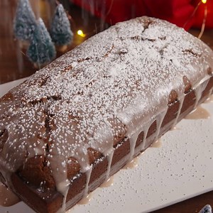 This Ultimate Gingerbread is better than banana bread. Full recipe: http://dlsh.it/pJTbA9x | Delish