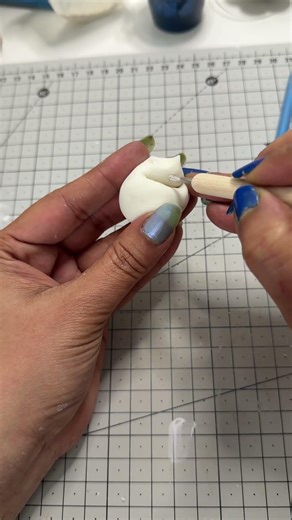 Handmade Cozy Cat Scene with Cold Porcelain Clay #coldporcelainclay #diy #creativeclayideas