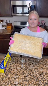 Prep my 4 inch cake layers for my cake decorating class! In my classes I teach all the steps of decorating a 4 inch bento cake! We go through the steps of crumb coating, frosting, and piping decorations onto our cakes! You can find all my cake classes at @thearthousegilbert in downtown Gilbert, AZ! #cake #cakedecorating #cakedesign #cakes #homebaker #cakeclass #cakeideas #cakeprep #cakelayers #cakeboss | Dani Bell