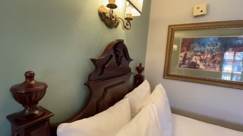 WDW - Port Orleans French Quarter - Garden View Room Tour 2023