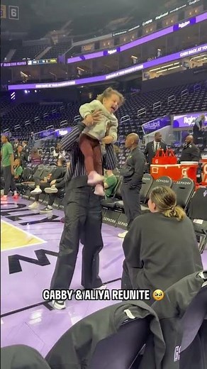 🥹 Gabby Williams reunites w/ Katie Lou Samuelson & her daughter | WNBA Women's Basketball #shorts