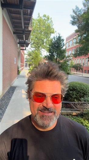 2.7K views | DM “Learn” for my free guide to monetize scroll time....