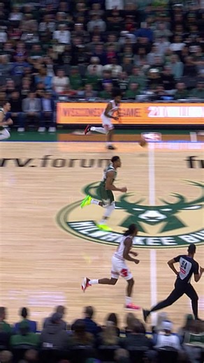 187K views · 2.3K reactions | Coby stepped waaaaay back  | Chicago Bulls | Facebook