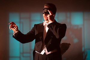 What to Watch This Weekend: Nightmare Alley