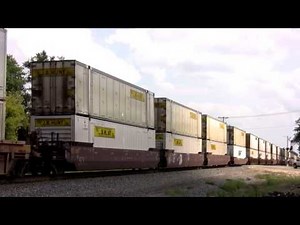BNSF 7642 East at Flag Center, Illinois on 9-12-09