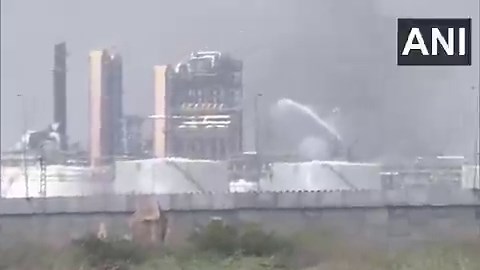 Pachpadra Refinery Fire Delays PM Modi’s InaugurationA massive fire broke out on April 20 at the HPCL Rajasthan Refinery in Pachpadra, Balotra — a ₹79,450 crore greenfield refinery-cum-petrochemical complex — just 24 hours before PM Modi was scheduled to inaugurate it. The blaze originated in the Crude Distillation Unit (CDU), sent thick black smoke billowing across the site, and was brought under control in about two hours with no casualties.HPCL’s preliminary probe points to hydrocarbon leakag
