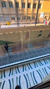 💭 Would YOU compromise on the view to save £££? This is one of the Juliet balcony rooms at the Barceló Benidorm Beach – same gorgeous interior, same hotel, same rooftop pool & breakfasts… but instead of a sea view, you’re overlooking a school at the back. Is that a dealbreaker for you? Or are you happy to pay less and have more to spend on 🍹 & fun in Benidorm? 👇 Let me know in the comments, what matters more to you? #BenidormDeals #BarceloBenidormBeach #BudgetVsLuxury #fblifestyle #HotelViews