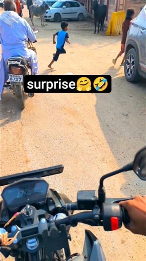 surprise mila🤗🤣#streetrider#funnyclips#throttleview#motovlog#funnyvideos#motovolgger