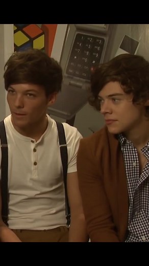 larry stylinson in this interview 😂💚💙#larrystylinson #louistomlinson #harrystyles #liampayne #zaynmalik #niallhoran #larrystylinsonedit #OneDirection