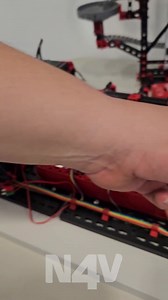 8.8K views · 24 reactions | #N4V | Los robots se pueden entrenar, según el profesor Ramón, experto en robótica y tecnología, quien por varios años ha promovido en El Salvador que estudiantes se especialicen en estas áreas, optando por carreras afines a matemáticas, ingenierías o carreras técnicas. 烙 | Noticias4Vision | Facebook