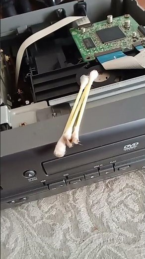 round #2 VCR DVD cleaning maintenance my Magnavox