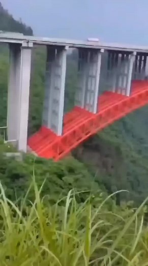 Structural Beauty: Truss Arch Bridge Construction