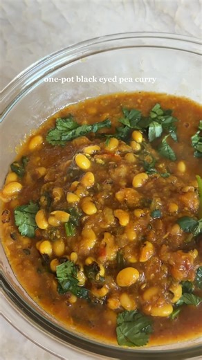 one of my favorite plant-based curry growing up aka rongi #plantbased #indianfood #indianrecipes @Instant Pot US