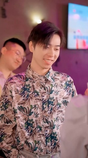 44K views · 624 reactions | CEO Who Fell for His Hidden Wife | QUE STORE | Facebook