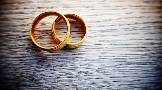 How to Tell if Your Gold Jewelry Is Fake