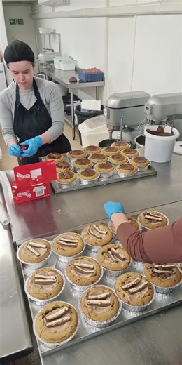 Indulge in Deep Dish Cookies: Delivery Available!