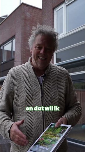 Niet elke waterplant overleeft de winter. In deze video laat ik zien welke waterplanten wél winte...