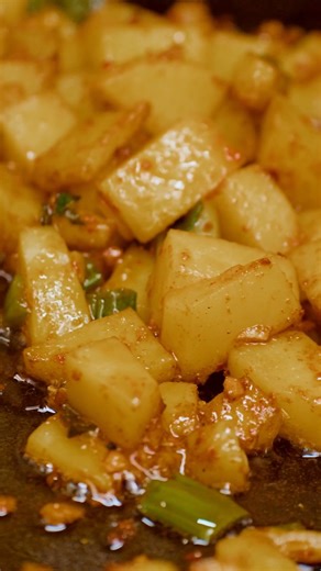 17K views · 281 reactions | Potato Omelet Recipe (Frittata): https://themeddish.com/Potato-Omelet | The Mediterranean Dish | Facebook