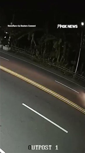 Thousands of beer bottles suddenly SPILL on highway