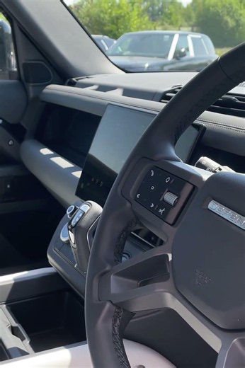 Brand New Defender 110 D250 X-Dynamic SE | The Perfect Luxury 4x4?