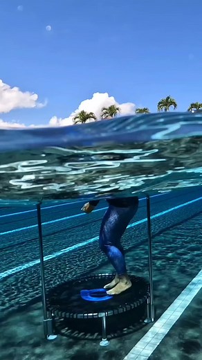 Aqua Trampoline Drills For a Sculpted & Strong Body
