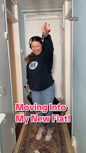 Reset and Clean My New Flat with Febreze 3Volution Plug-ins