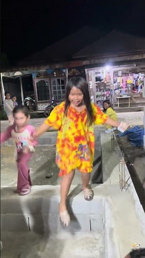 There are 2 kids begging #shortvideo #villagechildren #minivlog