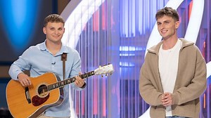 Twin brothers from Murphy take the stage together Monday on 'American Idol'