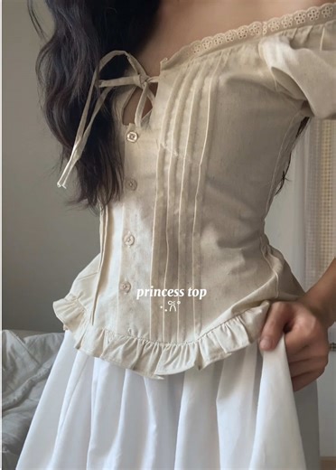 Princess Style Outfit Ideas for Women