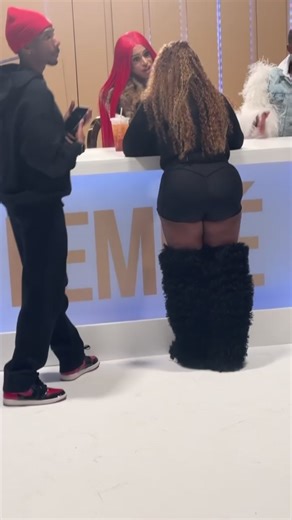 Went from slinging pouches in the cooler TO BOOKED & BUSY Bartending for some the Hottest in the CITY❤️🥰🥰 BOOK “THE BARTENDER ATL” TODAY!!!!!!!!