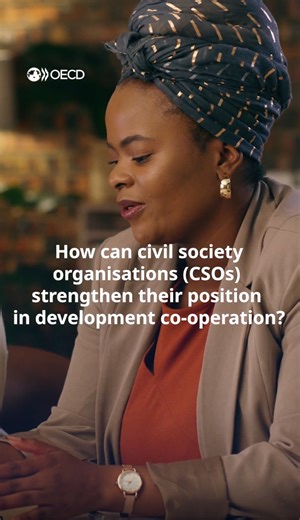 Civil society organisations are operating in increasingly constrained environments. As civic space shrinks, many CSOs face restrictions that affect their ability to carry out their work and engage with the people they represent. Strengthening CSO accountability to their stakeholders can help: ✔️ build trust and reinforce legitimacy ✔️ counter restrictive measures ✔️ enhance transparency and effectiveness Accountability takes many forms and is led by CSOs themselves. Development co-operation prov
