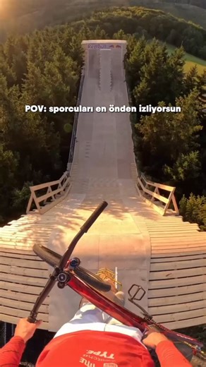 Red Bull Türkiye 🇹🇷 on Instagram: "adrenalin 🔝🔝 #redbull #kanatlandırııır"