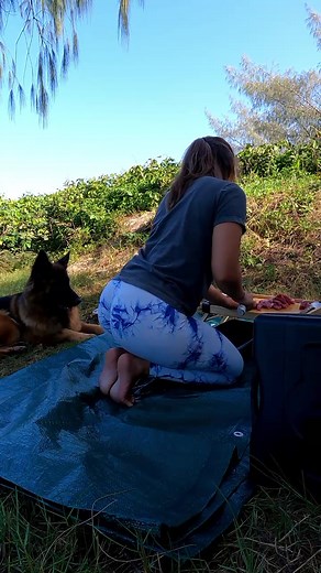 Cooking outdoor 🇧🇷 #brazilianadventure #brazilian #outdoors #cookingoutdoor #girl #beach #cooking #asmr #asmrsounds #foryour #for #fyp #fy