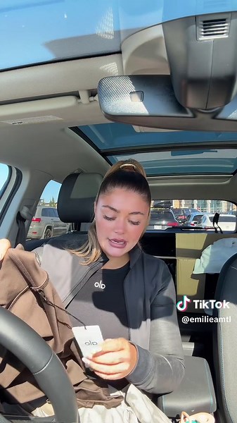 Alo Yoga Haul: Discover Fall Fashion Trends