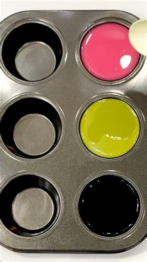 Vibrant colors #artshorts #viral #colormixingmagic