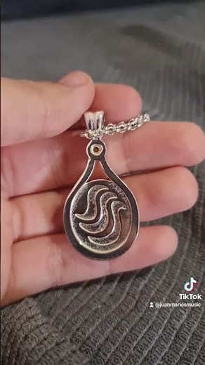 H2O: Just Add Water - Emma Gilbert's Locket