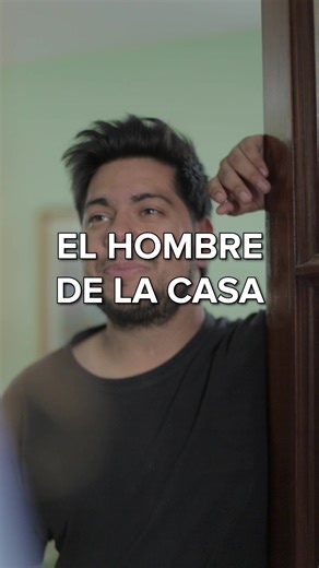 Desastres Domésticos: La Historia de la Lámpara Rota - Comedia y Caos en un Hogar Desordenado | Portico CE