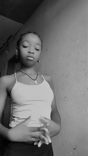 La personne qui parle de mon front je bloque 😂😂