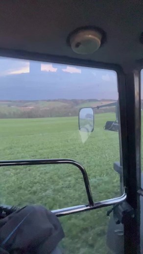 Suma videos aufn account bringa #silian #newholland #schwadern @Schadauer🇦🇹 @da.steyrhoaza