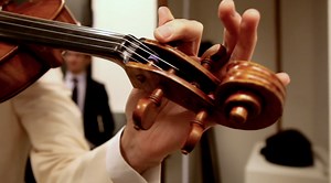 Auction for 18th century viola starts at $45 million