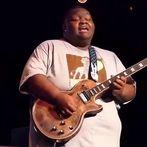 21 year old Christone "KINGFISH" Ingram Blues solo 🔥🔥 | The Solo Show