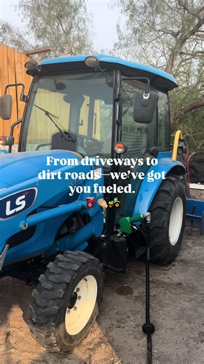 When the work is off the road, the fuel still shows up. Dependable, on-site fueling that saves time and keeps your operation running. 🚜⛽️👏🏼 #RGV #Tractor #WorkingHard #Diesel #OnDemandFuel