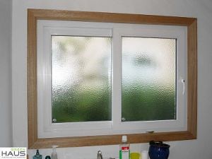 [Hot Item] Modern Style UPVC Frame Windows and Doors with Lock Casement Glass Plastic Window Building Material Blinds for Windows Building Construction PVC Door