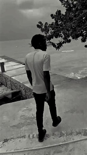 Girls are Drugs - Lyrical Analysis