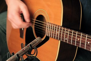 Recording Acoustic Guitars in Your Home Studio? Read This - Audio Mentor